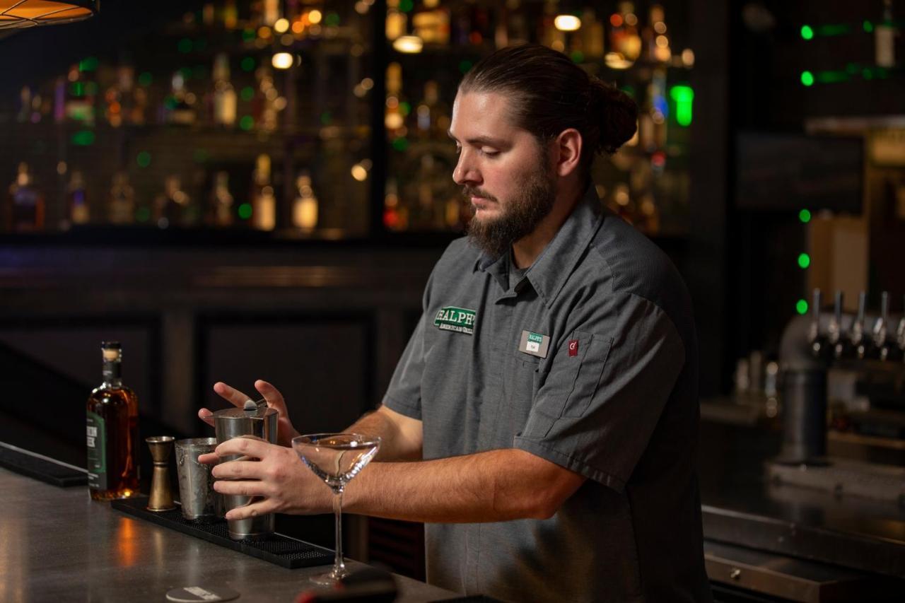 Holiday Inn Wilmington By Ihg Gurneyville Exteriör bild